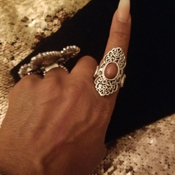 Ring - Picture 4 of 4